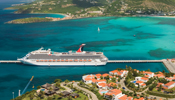 Cruisers' Choice Finalist - Carnival Valor Carnival Valor (Image)