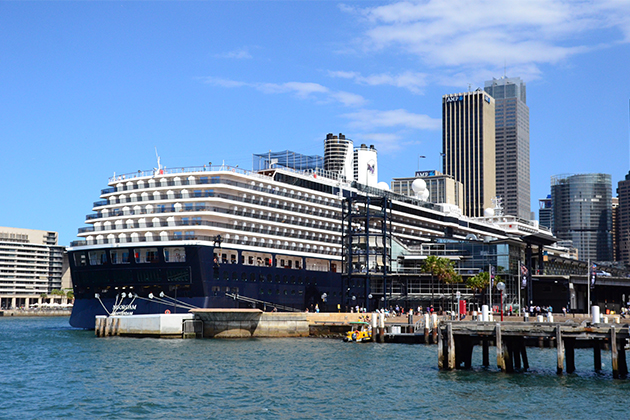 Noordam's first day in the port of Sydney (Photo: Jac Taylor) Noordam exterior