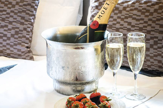 Thomson Cruises alcohol policy (Photo: Thomson Cruises) Thomson alcohol policy