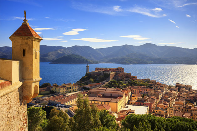 Elba off coast Livorno (Photo: StevanZZ/Shutterstock) Aerial shot Elba , near Livorno, Italy