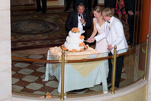 Wedding hosted on a Princess cruise (photo: Princess Cruises/flickr.com) Wedding hosted on a Princess cruise