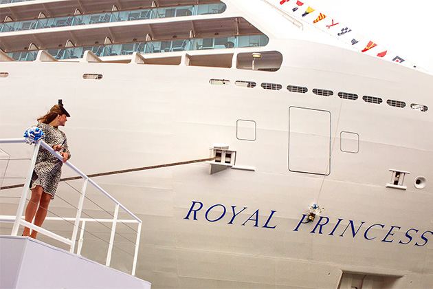Catherine, Duchess of Cambridge, with Royal Princess (Photo: Cruise Critic) Jupina Amour