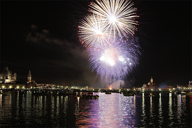 The Festa del Redentore in Venice. (Gargano/Shutterstock) The Festa del Redentore in Venice.