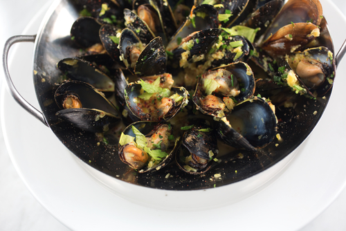 Mussels from Prince Edward Island (photo: Alexandralaw1977/Shutterstock) Mussels from Prince Edward Island