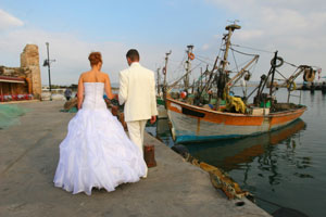 Stavchansky Yakov / Shutterstock cruise-wedding-tips-marriage