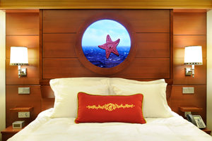 Magic Porthole on Disney Dream (Photo: Disney Cruise Line) Magic Porthole on Disney Dream
