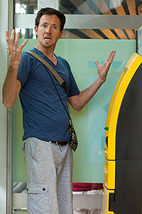 paul prescott/Shutterstock cruise-member-mistakes-man-atm