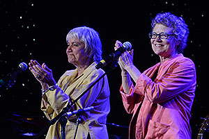 Meg Christian and Cris Williamson. Photo by Catherine Plato, Cruise Critic contributor. olivia-cruise-meg-cris