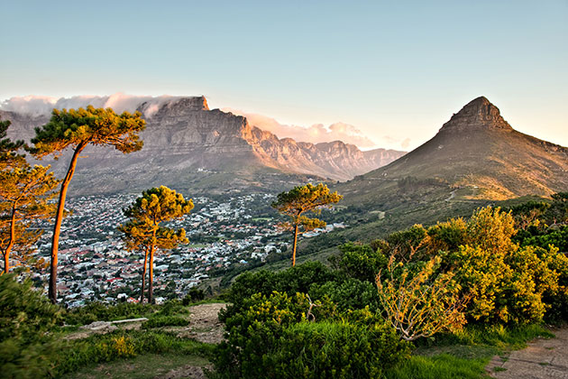 Signal Hill, Cape Town, South Africa (photo: Delpixel/Shutterstock) Cape Town
