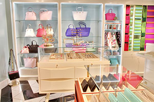 Retail options abound (photo: Royal Caribbean International) cruise ship retailer