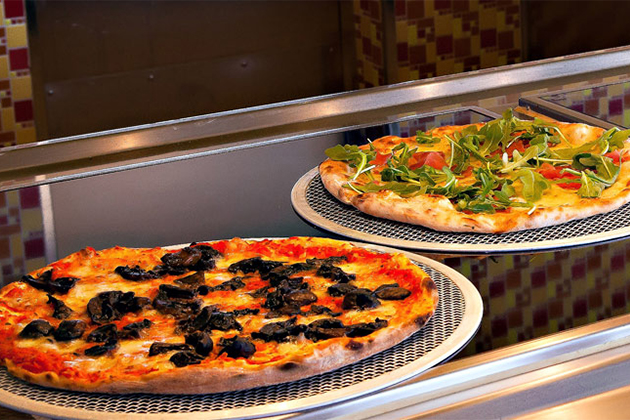 Pirate Pizza on Carnival Valor (photo: Carnival Cruise Line) Carnival Valor - Pirate Pizza