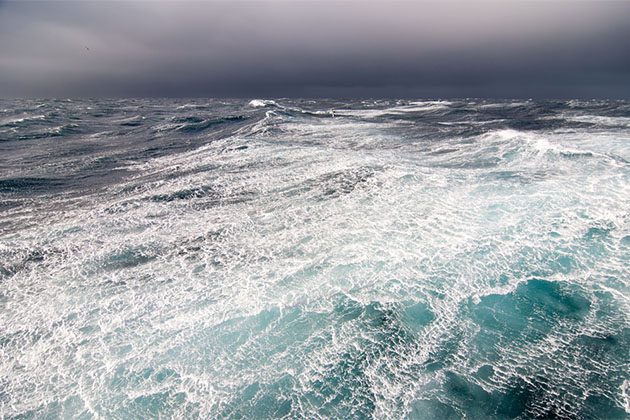 Stormy seas at Drake Passage (photo: damerau/Shutterstock) Drake Passage