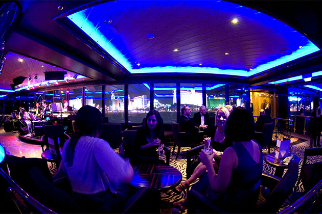 The Metropolis on Ventura. (P&O Cruises) Ventura - Karaoke