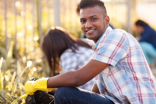 Photo courtesy michaeljung/Shutterstock cruise ship volunteer options planting reforestation