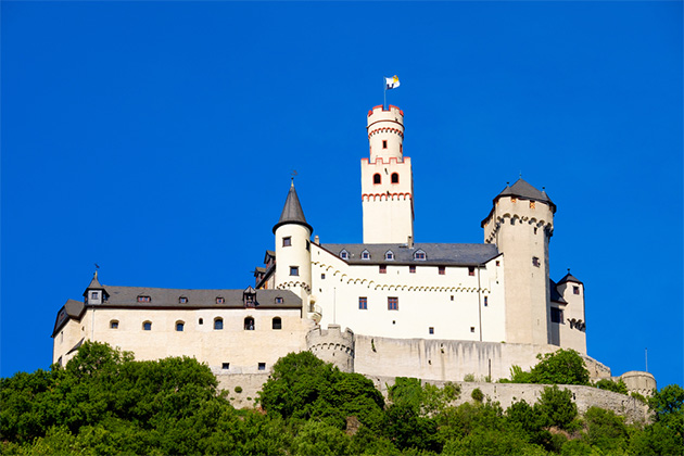 Marksburg Castle (Photo: Harald Lueder/Shutterstock.com) Marksburg Castle