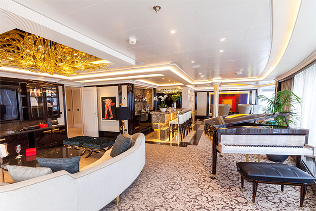 Luxury ships (Photo: Cruise Critic) Luxury ships