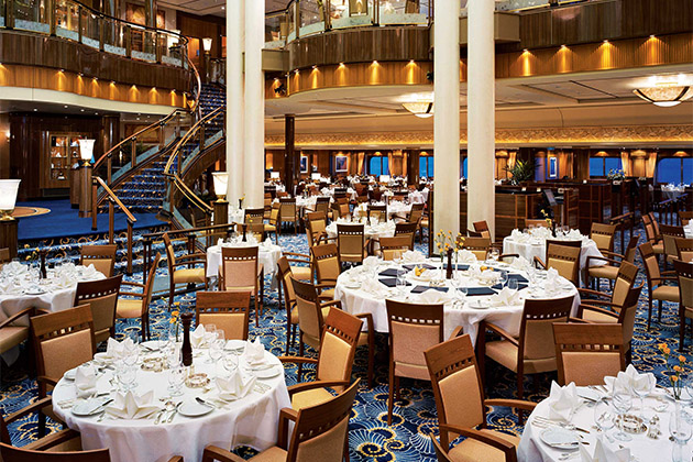 dining room on cruise ships