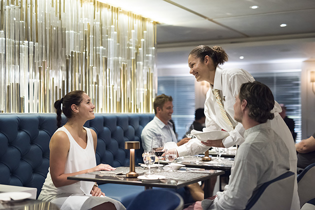 Couple dining at the Crystal Esprit Yacht Club