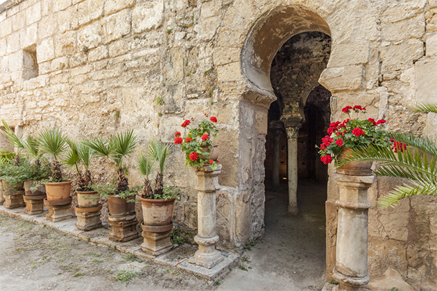 Arab Baths (Photo: joan_bautista/Shutterstock.com) Arab Baths