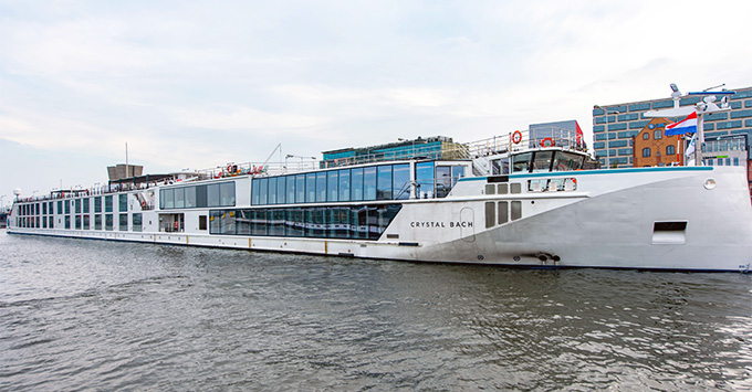 what happened to crystal river cruises