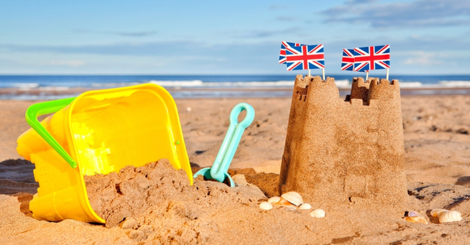 2018 UK Summer Cruise Deals (Photo: Claire Fraser Photography/Shutterstock) 2018 UK Summer Cruise Deals