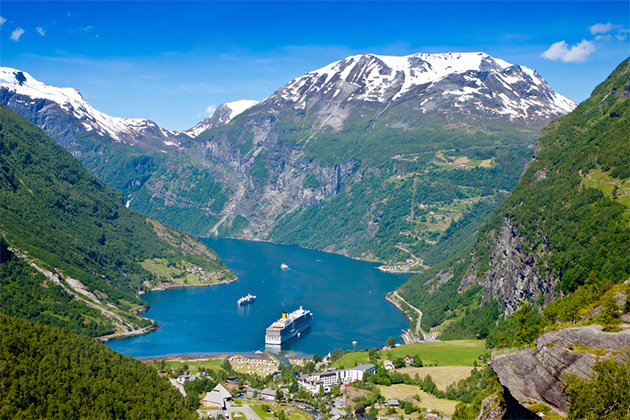 norwegian fjords cruise summer